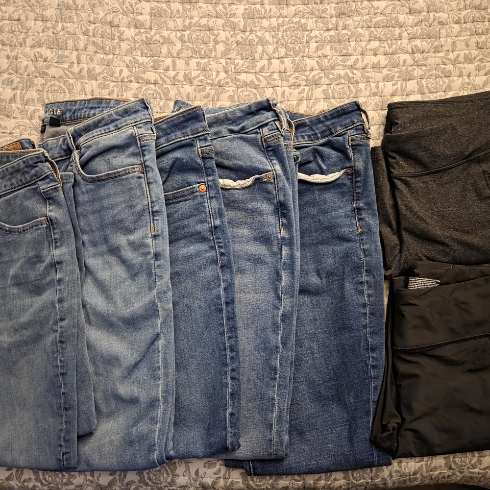 Bundle of 7! American Eagle, & AE77 Classic Blue High Skinny and Kick Boot Jeans
